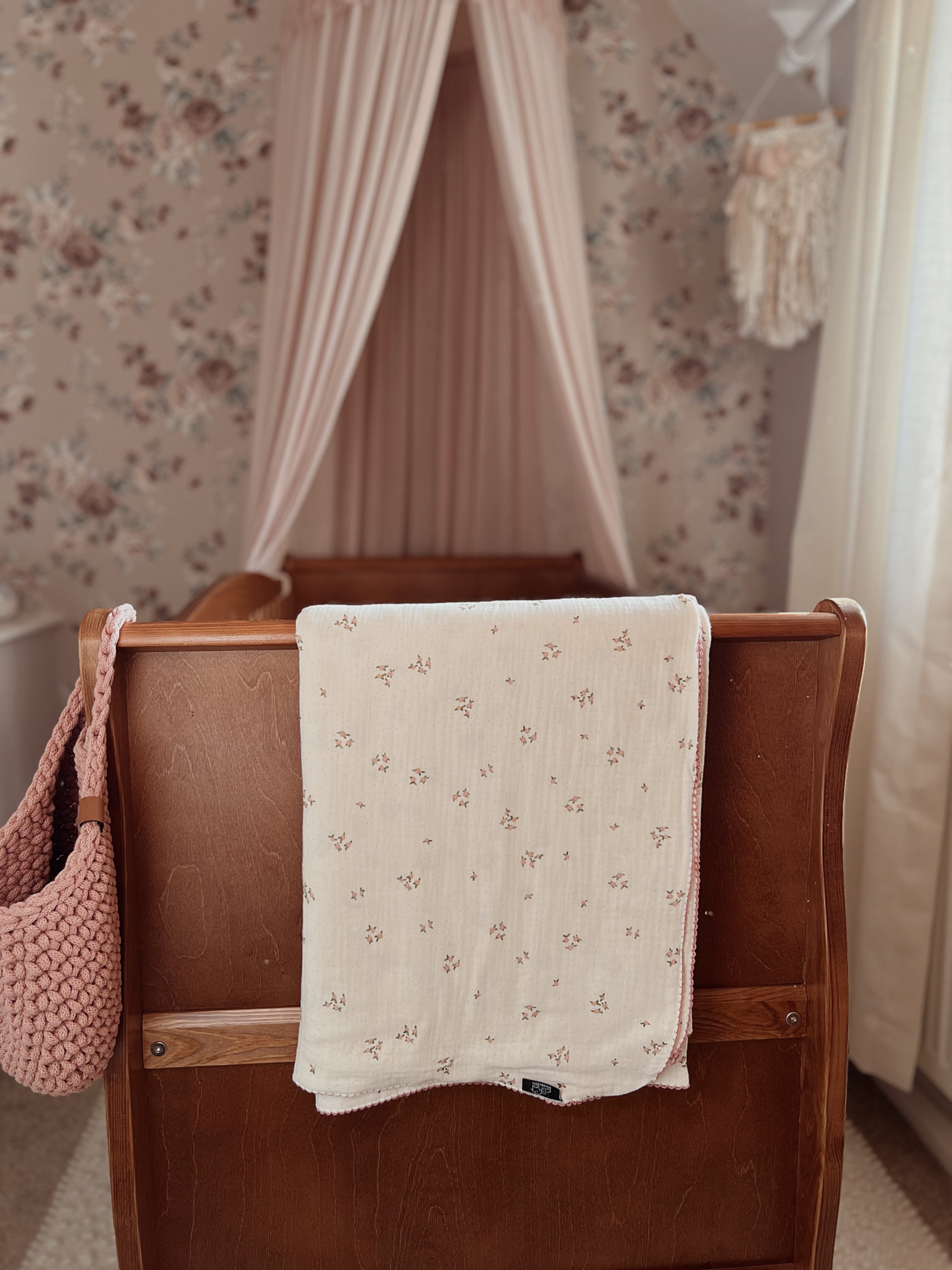 Bamford Blossom Blanket