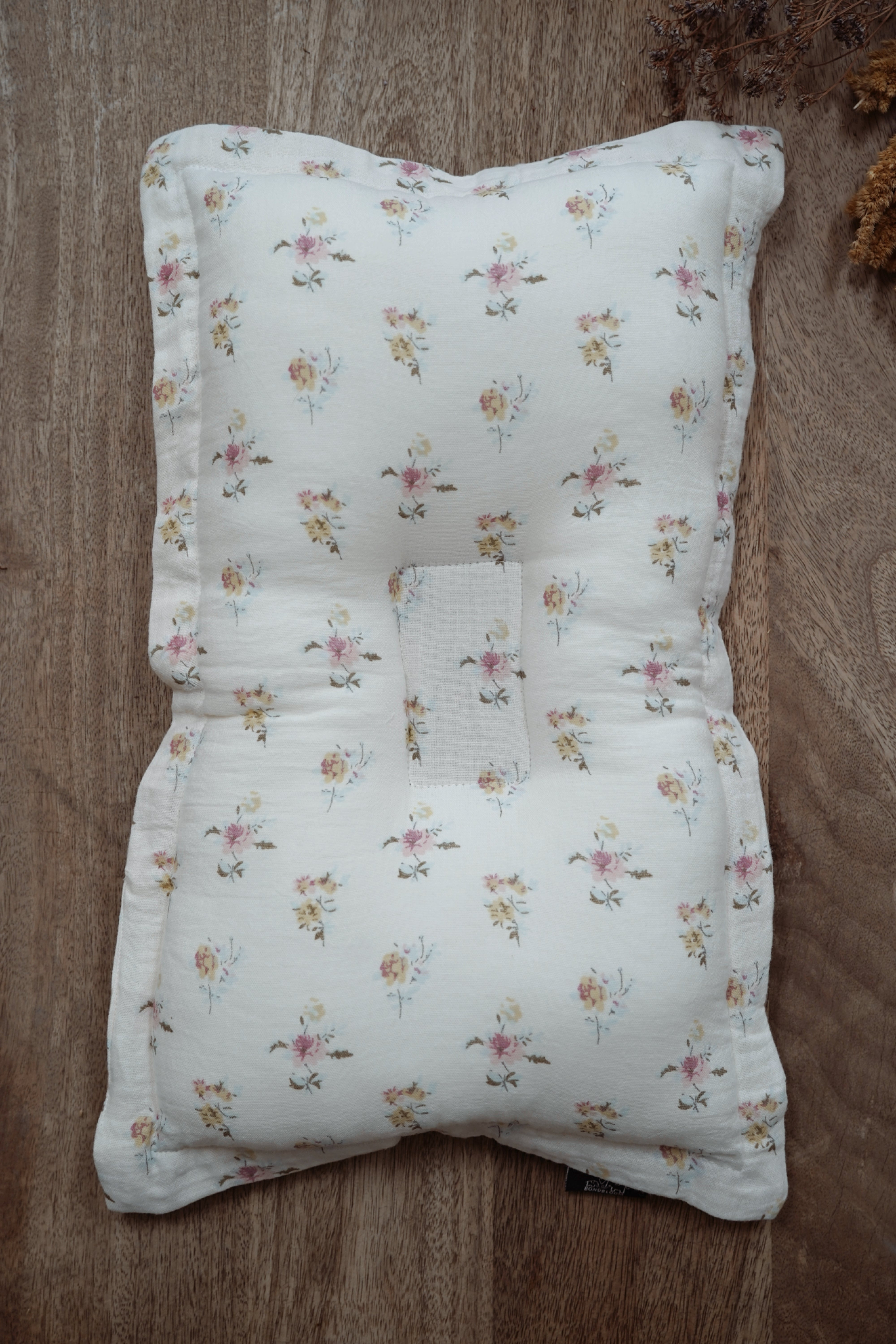 Fairford Meadow Pillow