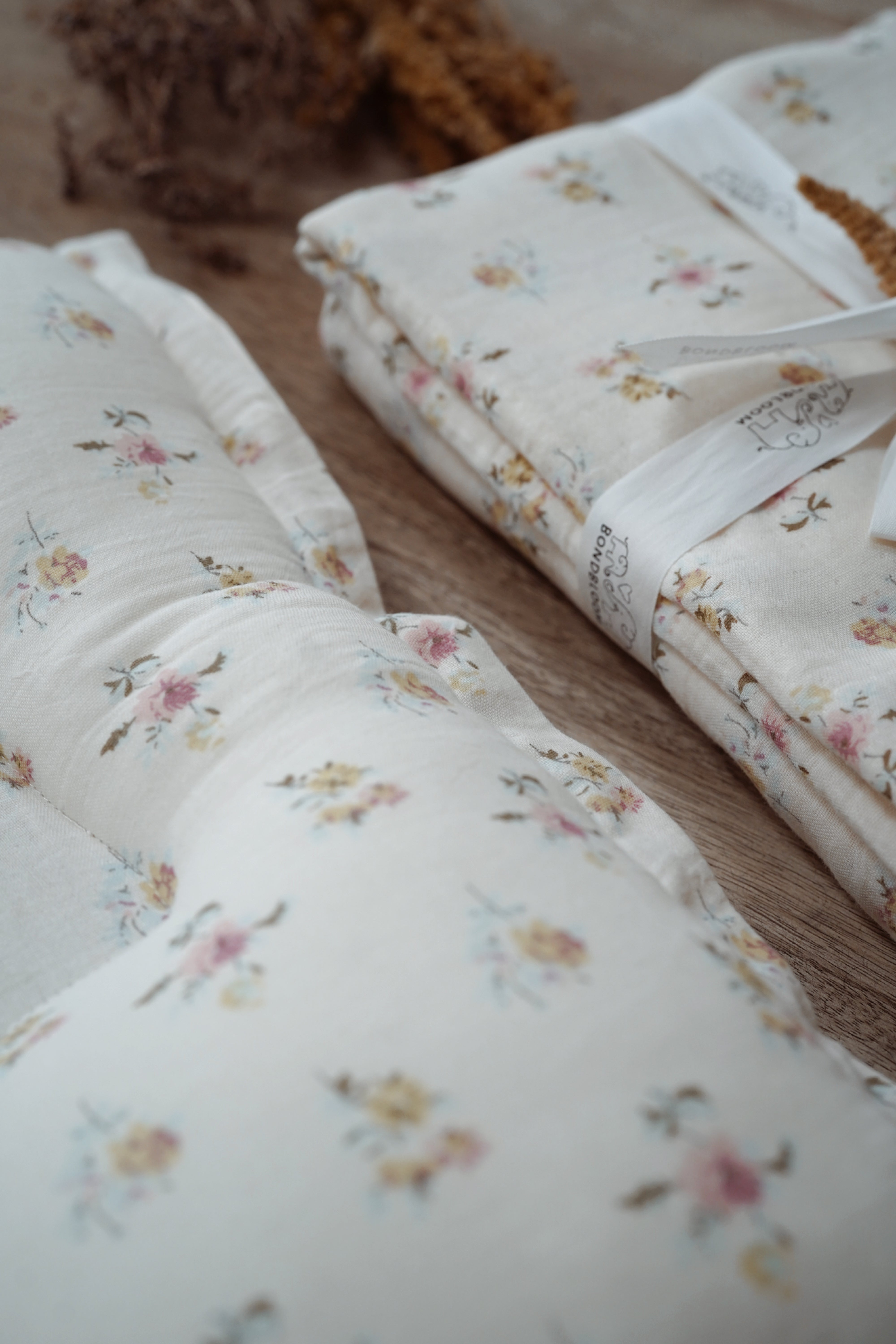 Fairford Meadow Pillow