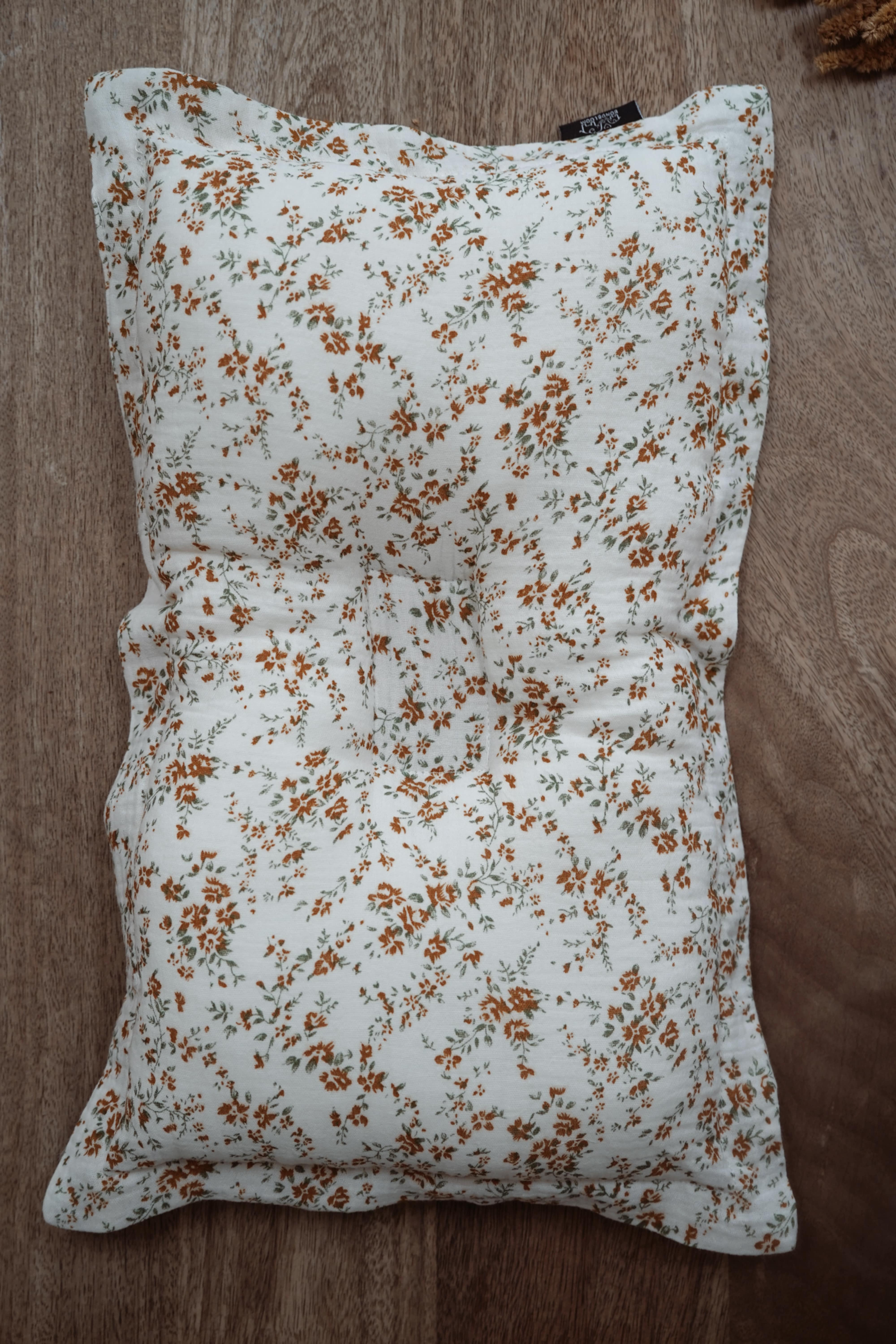 Chipping Norton Floral Pillow