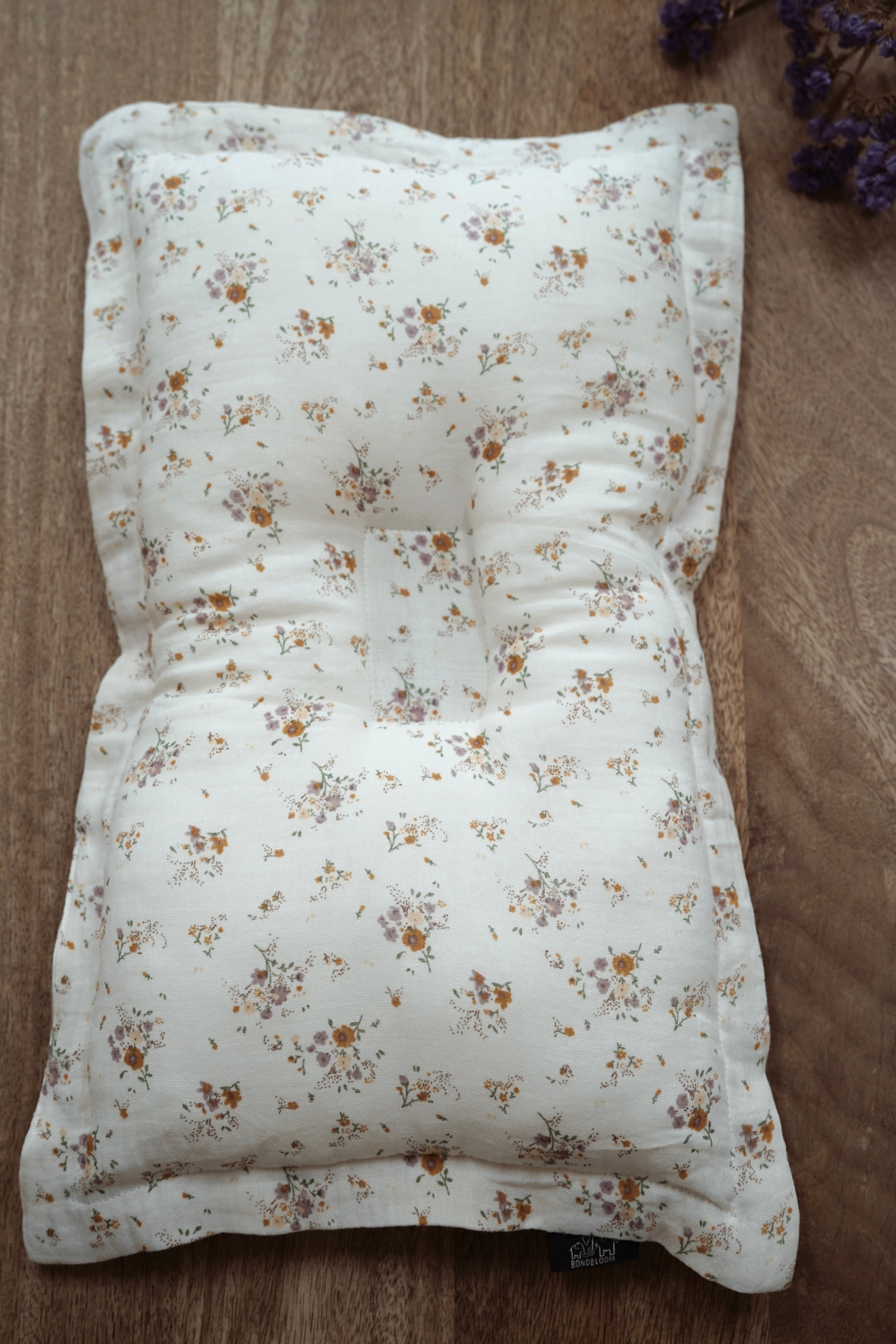 South Leigh Muslin Pillow